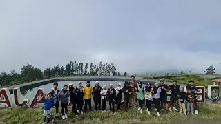 Adik adik di kewer mbah uti Hiking embung manajar merbabu #hiking #tracking #merbabu 
