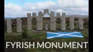 Is that a huge Scottish flag at the Fyrish monument?