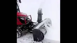 Mahindra eMax 25 with a 56