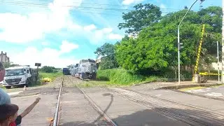 Trem Carregado Fazendo Rota Contrária em Catanduva-SP