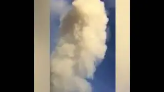 Smoke billows up in the distance after Mogadishu explosion