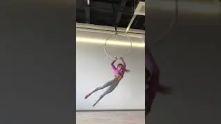 Aerial hoop spin // Banks - goddess  Instagram @asa_reze