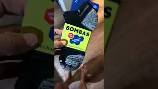 Bombas or Feetures?! What do you prefer?! 🧦 #socks #bombas #feetures