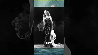 The story behind Rita Hayworth&rsquo;s iconic pin-up photo #rarehistory #facts #rarephots
