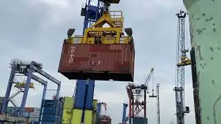 Penjelasan proses loading -  unloading (bongkar muat) pada kapal kargo