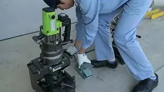 育良精機株式会社「アングルマスターコンパクト使用風景」