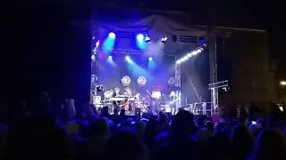 Łotewski zesp&oacute;ł muzyczny - Latvian music band