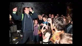 Tom Scharpling (Greg Universe) sings Breakaway on The Best Show on WFMU