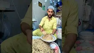 Most Addictive Golden Mountain Beef Pilaf 😍￼ Massive Beef Pulao #streetfood #pakistanstreetfood