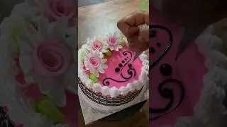 chocolate piping design on fresh cream strawberry cake | #shorts #masterchefimran #cake