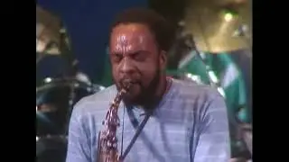 Anthony Jackson w/Grover Washington Jr - Live 1981