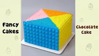 Pop It Fidget Makes Colorful Cake