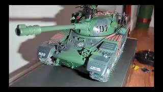 Радиоуправляемый танк 1:18 из сплава металла, US M60 2,4 ГГц, с реалистичным дымом, звуком и свет...