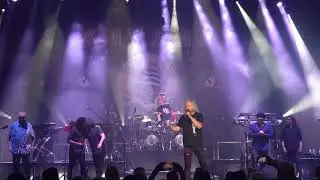 Kansas Live 2025 🡆 Audience Bow 🡄 Jul 19 ⬘ The Woodlands, TX