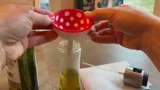 OTOTO Mushroom   Foldable Small Kitchen Funnel with Wide Mouth for Jars Review