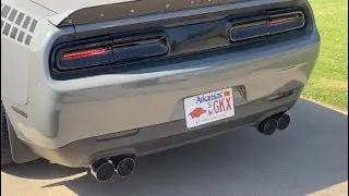 Straight piped V6 Challenger(Loud Revs) Subscribe for more!!!