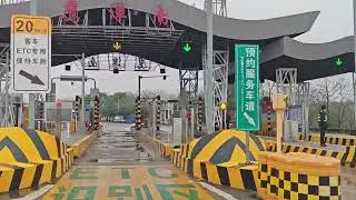 离开抚州，上高速去鹰潭，然后去龙虎山看看。 #我的旅行日记 #带你看世界 #城市记忆 #风景都在路上 #人在旅途心随景动
