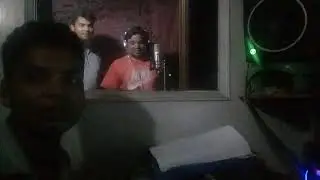 music director and Singer  santosh raj gay bhojpuri album dekhe live recording karte huve