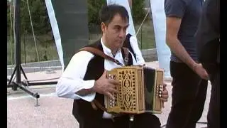 Silvano  Fadda    ballittu     ballo sardo Sardegna     sonos de sardigna--2014)  Austis