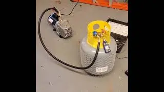 vacuum on recovery tank #hvacwork #shorts