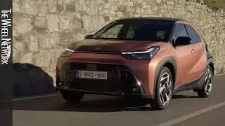 Toyota Aygo X Hybrid Premium (Excel) 2026 года | Коричневый цвет | Вождение, интерьер, экстерьер ...