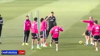 Funny fall of Gareth Bale in Real Madrid training | 2015