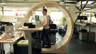 This guy built himself a human hamster wheel for the ultimate standing desk