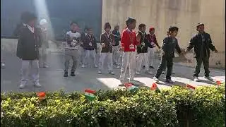 Zazbaat bdl denge  first class ke bacchon ka dance