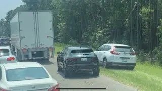 Drivers always use all available space when zipper merging!