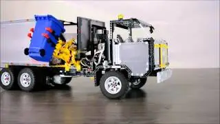 LEGO TECHNIC Electric Recycling Truck