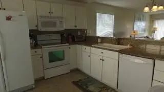 Jupiter Beach Vacation Rentals at Jupiter Bay Resort | CALL NOW! 561.744.1949 | B401E