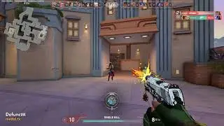What is even going on!! Save me, Radiant Crisis Classic