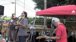 Tupalo Honey performed by Hard To Handle