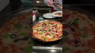Unlimited Free Pizza 🍕😃 & Coffee ☕️ Singapore Royal Caribbean Cruise