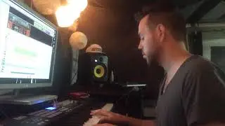 Mike illvester - Writing music. Jam session