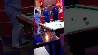 Drunken tourist looks for a fight in Pattaya #thailandnightlife #pattayabars #pattayabargirls #drunk