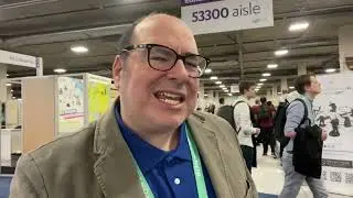 CES2020: The AeroBand Pocket Guitar and Pocket Drums!!!