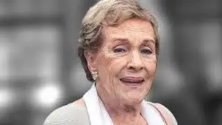 At 90, Julie Andrews Is Saying Goodbye To Her Fans