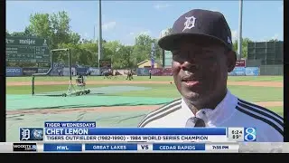 Detroit Tigers' Chet Lemon visits Whitecaps