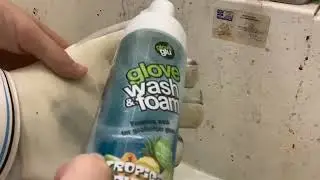 How to clean Goalkeeper Gloves ft. Nahoj&rsquo;s goalkeeper gloves