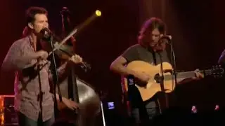 Old Crow Medicine Show - Wagon Wheel (LIVE)