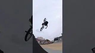 360 cam makes this gap look crazy!😮&zwj;💨 #bmx #viral #trending #fyp #360