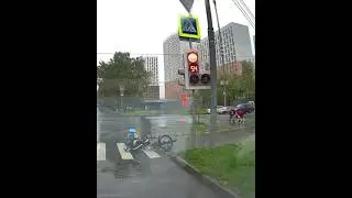 ТРЭШ КУРЬЕР СБИЛ РЕБЕНКА
