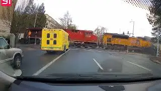 Craziest Car Crash - Dash Cam Crash Video (USA, CANADA, UK & MORE) [#113]