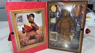 Обзор фигурки Neca ALF (Инопланетная форма жизни) Ultimate Action