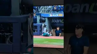 Eugenio Suarez gets drilled by throwing error!