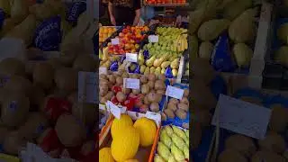 Ballar&ograve; Market, the best place to buy your daily fruit in Palermo ,Sicilia