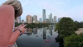 360 VIDEO Bats Austin Texas 2025 09 18 Congress Bridge