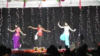 Mesiya thaan poranthachu (மேசியா தான் பொறந்தாச்சு) dance | QTC Girls 2018 | Tamil Christmas Dance