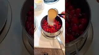 Simple and Quick Cranberry Sauce...Simply Delicious